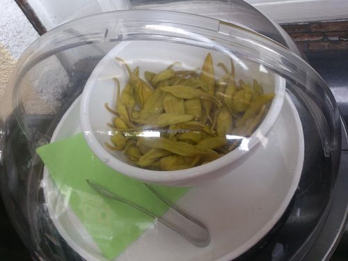 green mild chili peppers for free at Aroma Vegetarian & More in Frankfurt