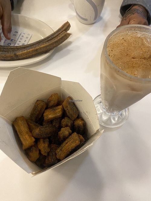 Vegan Friendly Churros (de temporada) y Horchata   at Churrería El Moro - Coyoacán in Mexico City