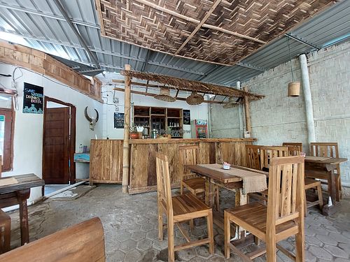 Seating at Conflict Zone Bar & Resto in 