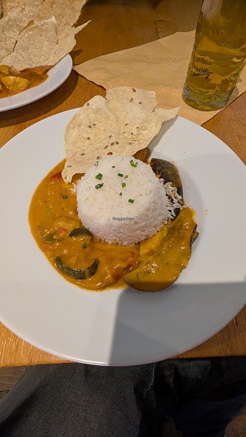 Gemüsecurry mit Basmati-Reis, vegan at Gutmann am Dutzendteich in Nuremberg