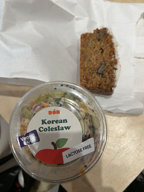 Korean Coleslaw 5,50€
Carrotcake 3,40€  at Bon   in Antwerpen