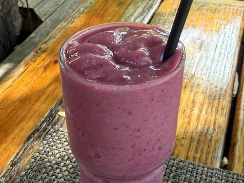 Tropical smoothie   at Island Flavor in The Bottom