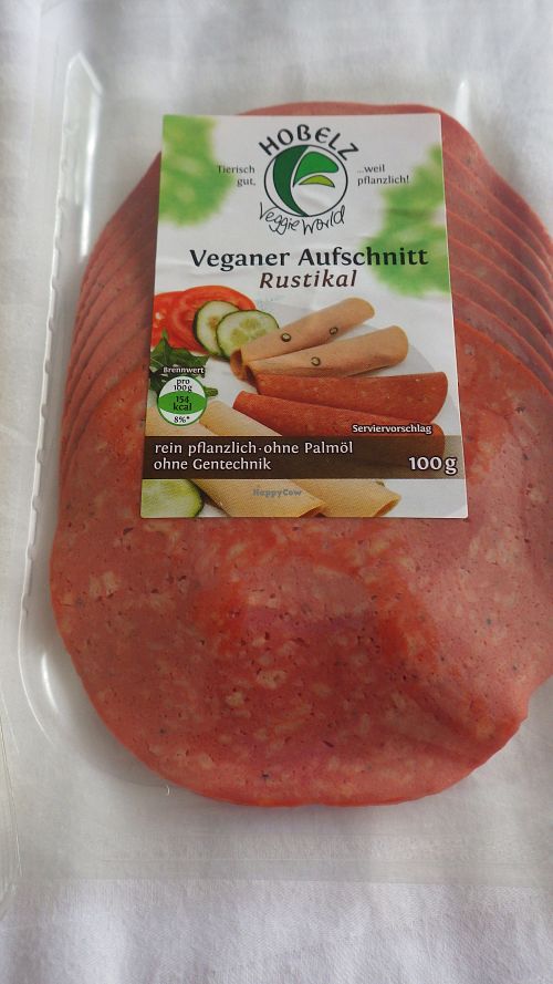 Salami slices at Veganz in Berlin