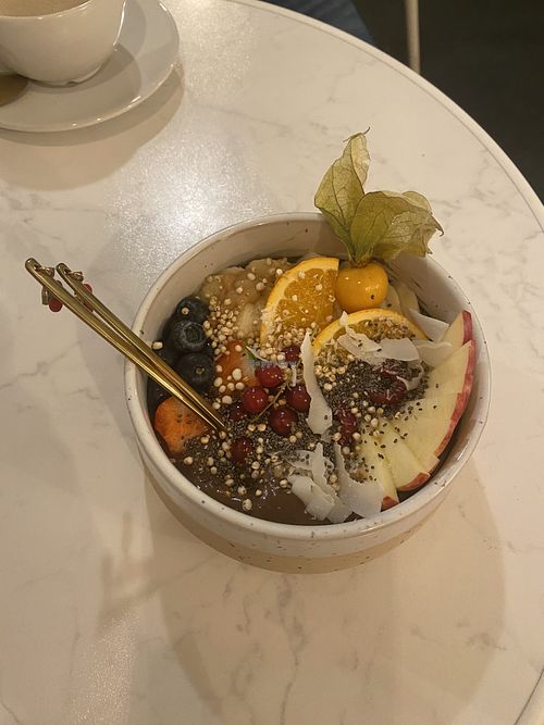 Smoothie bowl   at Lily's Waffel Bar & Café in Weimar