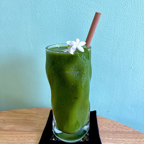 Vitality Spinach & Fruits Smoothie: Spinach, apple, banana, mango, lemon juice and palm sugar syrup. at Mettā Guesthouse Kampot in Kampot