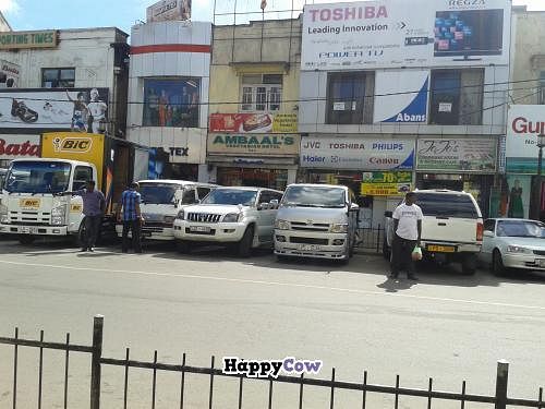 Ambaal's main road view at Ambaal's Vegetarian Hotel in Nuwara Eliya