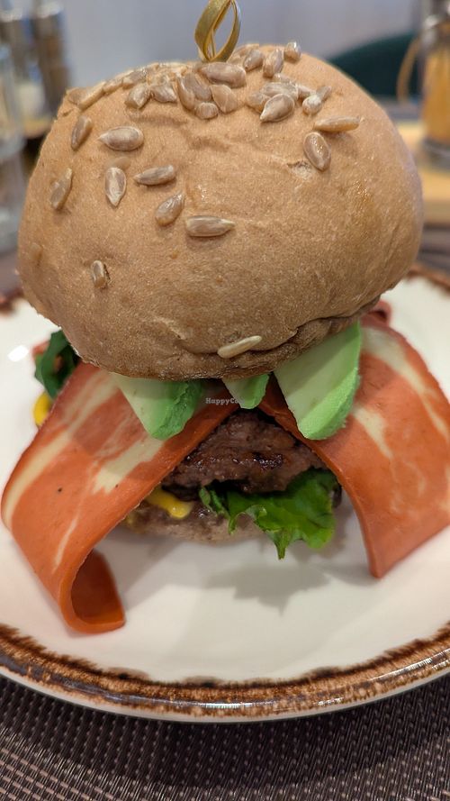 Brownie Burger at Veganapati in Lisbon