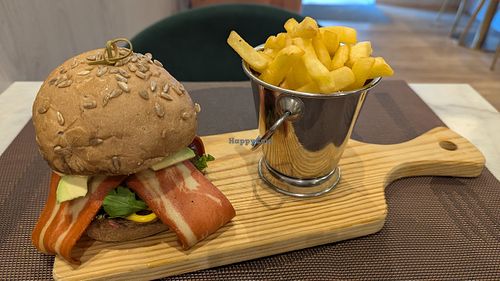 Brownie Burger at Veganapati in Lisbon