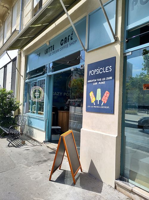 Façade at La Tropicale Glacier in Paris