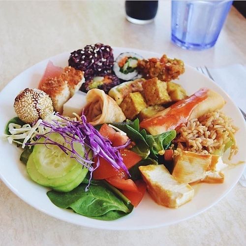 Buffet at Pepper Tree Veggie Cuisine in Houston