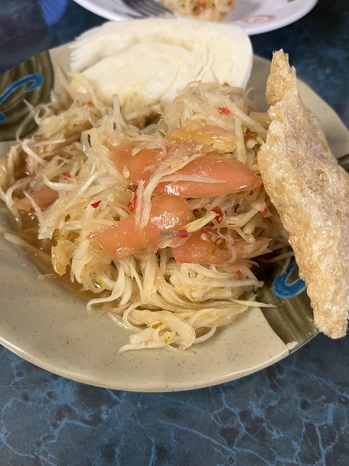 Green papaya salad  at White Pearl Restaurant  in Elgin