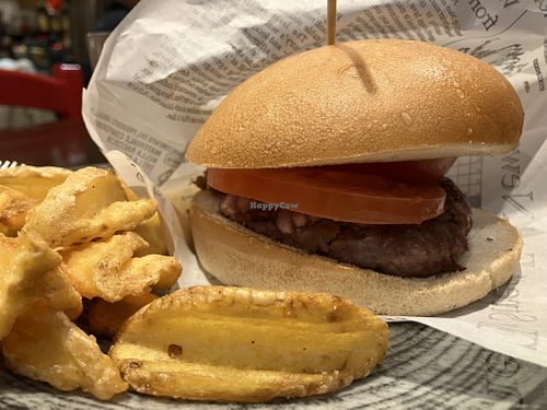 Vegan burger with no vegan cheese and no sauces   at La Compagnia del Luppolo in Parabiago