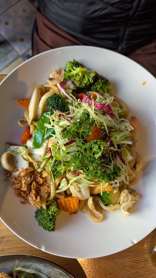 Gebratene Udon-Nudeln at NI-Vegan in Luebeck