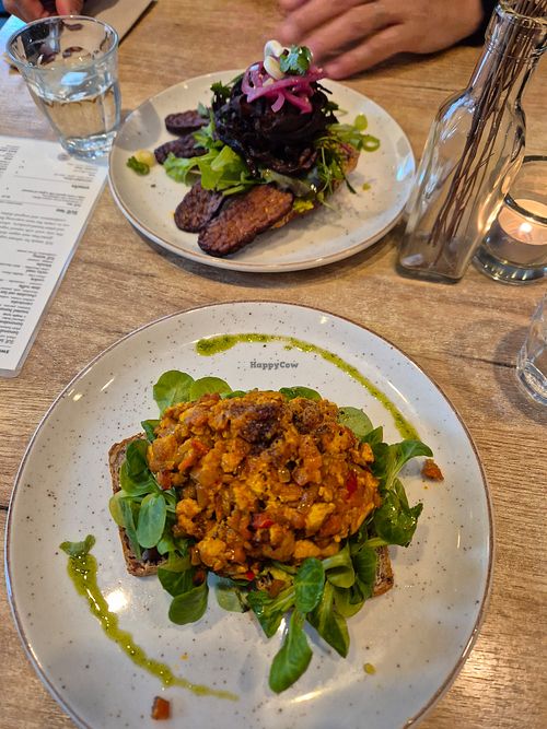 Pulled mushroom on toast with extra tempeh bacon and the scrambled tofu at NORI | Vegan Sushi - Wok in Rotterdam