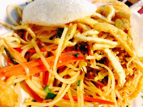 Green papaya salad at Van Hanh Restaurant in Portland