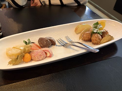 Okamase: Nachspeise (veganes Menü, Mochi laut Karte mit Allergen Milch)  at IKI Sushi Lounge in Weinsberg