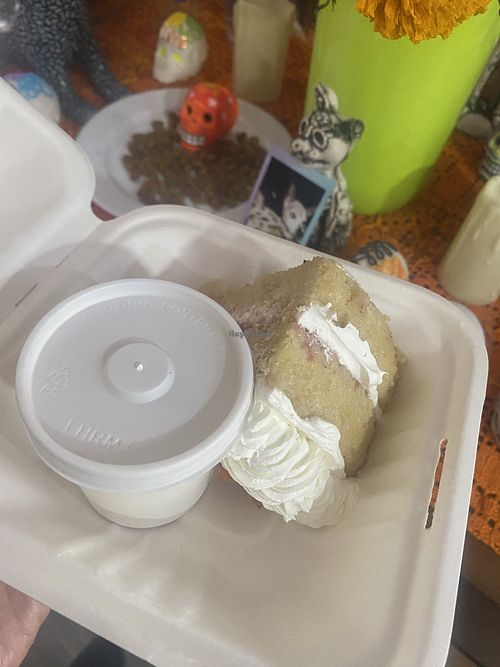 Pastel de Tres Leches Con Crema Lecha (To Add on Top) Frijol would have loved it 🥲💕  at Café Vegetal - Coyoacán in Mexico City