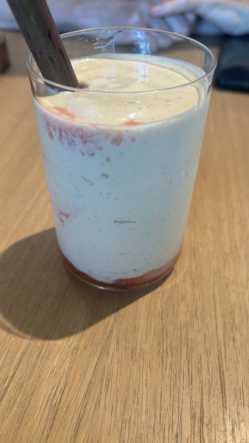 PB& J smoothie   at Alchemy Tokyo -Azabudai Hills - アルケミー in Tokyo