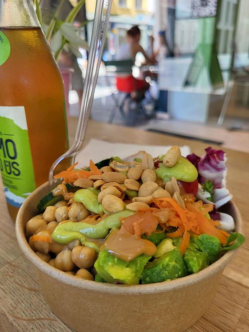 Vegan high protein bowl  at New York Bagel & Bowl in Bregenz