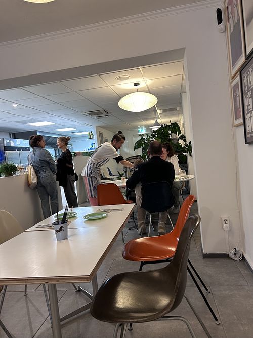 Owner service   at F LIFE  in Veldhoven