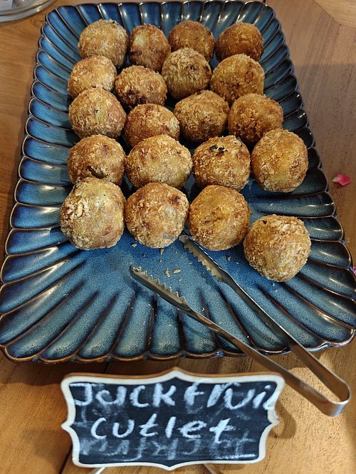  at Kunthaville in Central Singapore