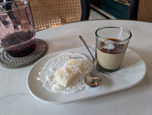 Desserts at Kunthaville in Central Singapore