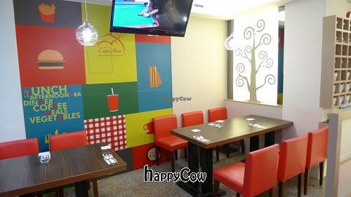 Dining environment at Casa Mia Cafe in New Taipei City