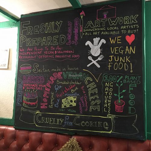 Enjoy your food at Samphire Brasserie in Plymouth