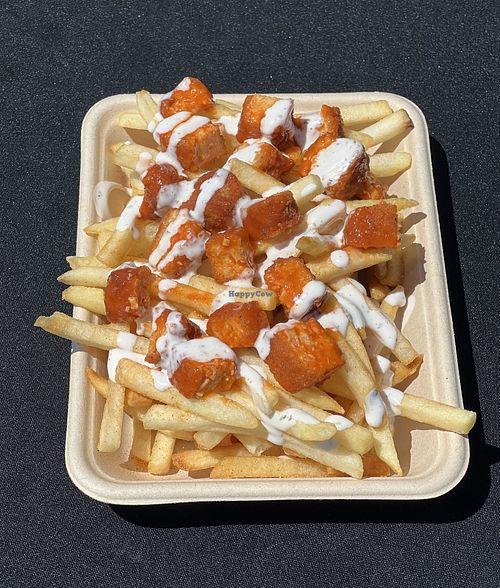 Buffalo friesd  at Más Rico  in Menifee