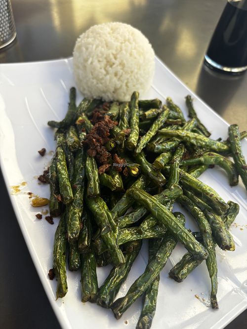 Green beans  at Vegan District Asian Eatery in Anaheim