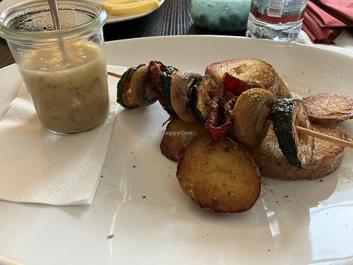 Gemüsespieß mit Knoblauchsauce   at Kalter Muff in Thermalbad Wiesenbad