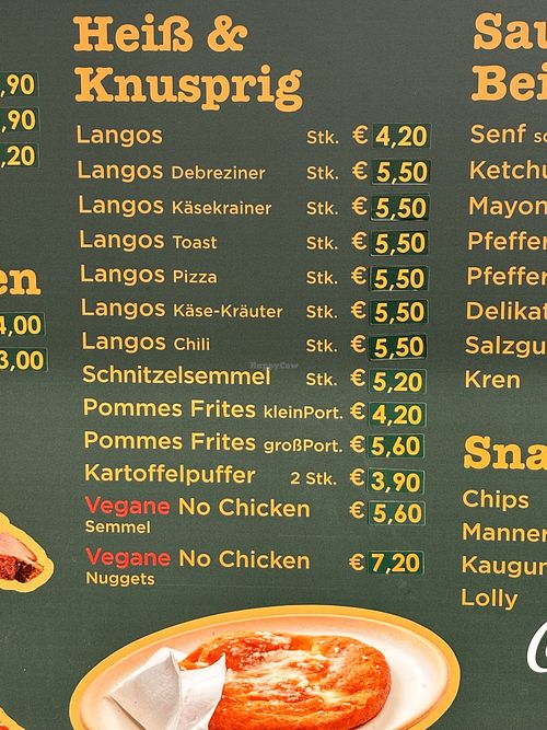Two vegan options on the menu + garlic bread  at Hanswurstl - Kiosk in Vienna