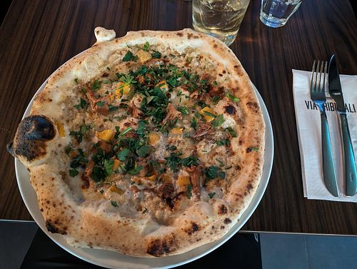  at Pizzeria Via Tribunali in Aekaeslompolo