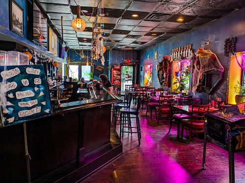 Inside of Kitchen 17 at Kitchen 17 in Chicago