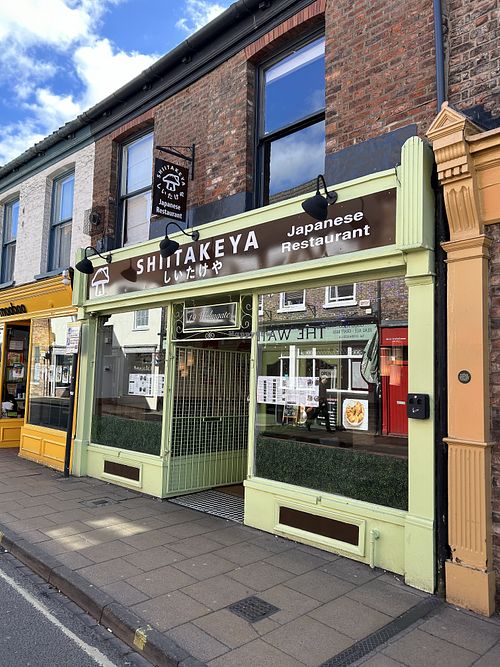 Exterior   at Shiitakeya in York