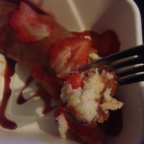 Raw vegan banana pancakes with macadamia filling and strawberries at Secret of Raw in Prague