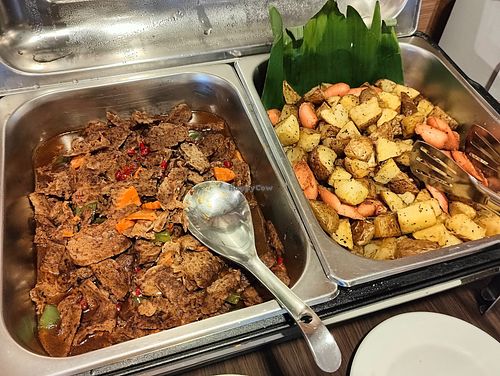 buffet spread at Celestial's Food in Batam