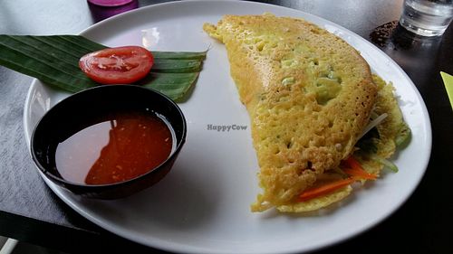 Vietnamese pancake at Leaf Vegetarian in Rotterdam