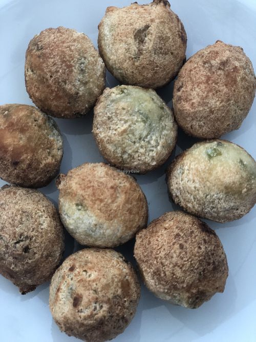 Seaweed fritters  at Pizzeria Vesuvio in Moncalieri