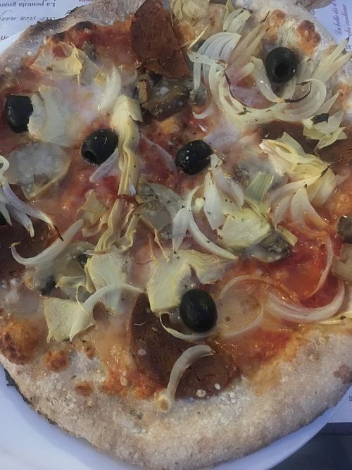Vegan capricciosa pizza at Pizzeria Vesuvio in Moncalieri