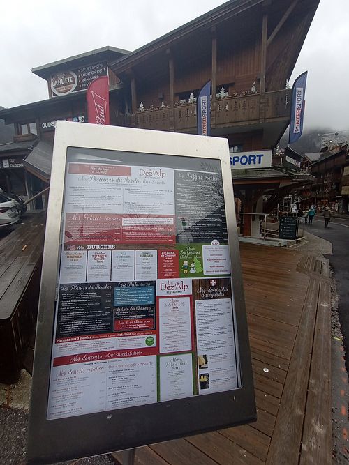 Full menu at La Dez'Alp in Morzine