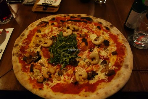 Pizza Vegetariana with shrymps (vegan) at L'Osteria in Saarbrucken