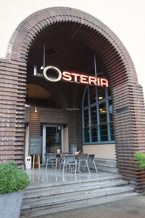 Entrance at L'Osteria in Saarbrucken
