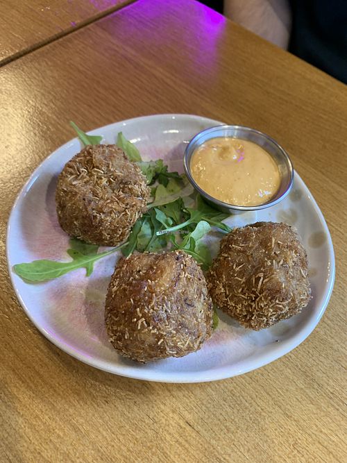 Kartoffelbälle mit Füllung  at Mama Dut in Bielefeld