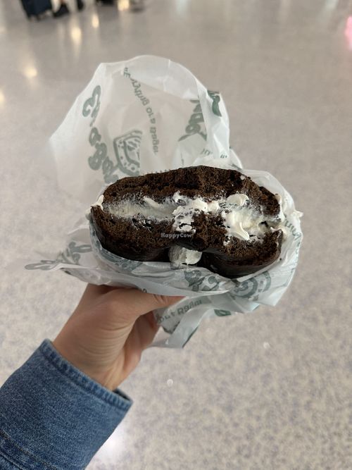 Pumpernickel with tofu cream cheesee  at EWR - Ess-A-Bagel  in Newark