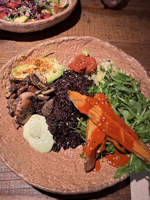 Mediterranean bowl with black rice   at Honest Greens - Las Ramblas in Barcelona