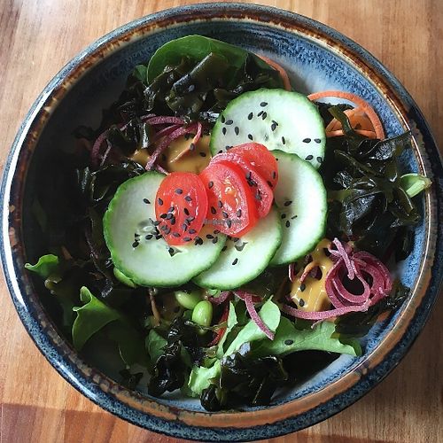 Salade avec wakame (table d'hôte) at Invitation V in Montreal