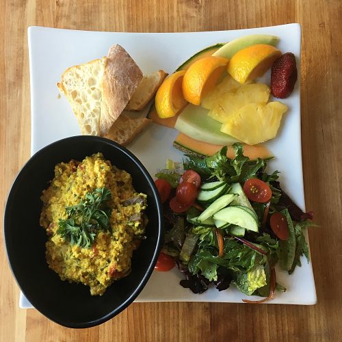 Tofu brouillé at Invitation V in Montreal