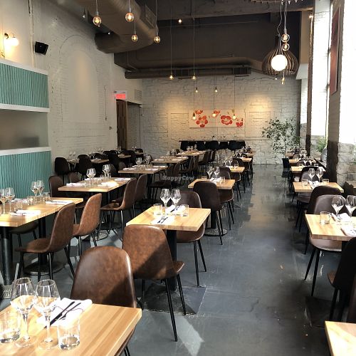 Invitation V at Invitation V in Montreal