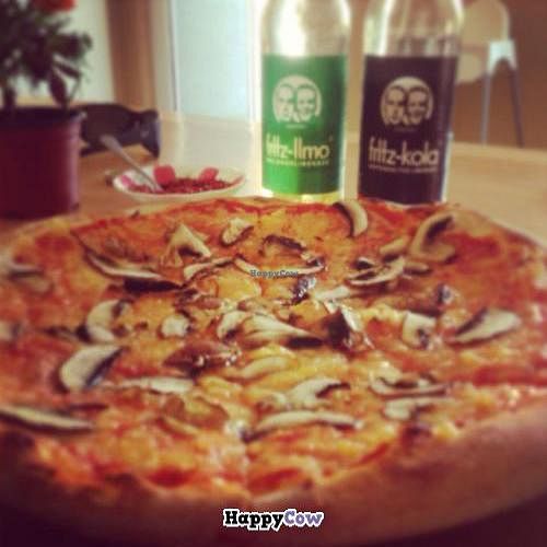 Vegan Pizza  at Amara Stühlinger in Freiburg